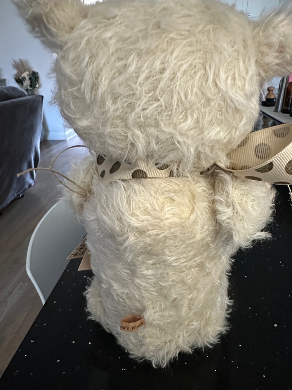Handmade by Artist Lori Baker, Mohair Bramble Bear. - Picture 2 of 9